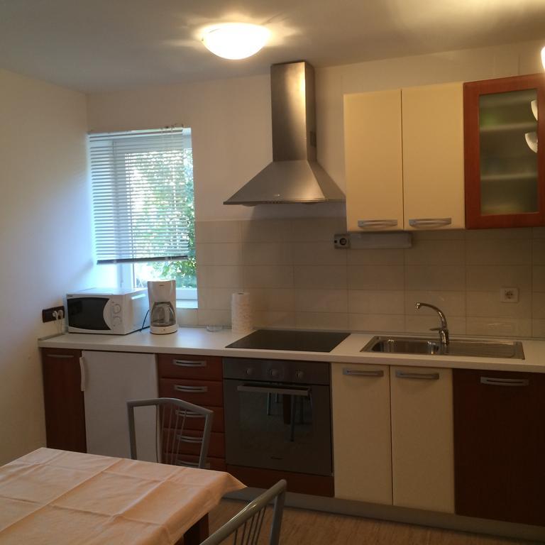 House Filomena Apartment Banjol Ngoại thất bức ảnh